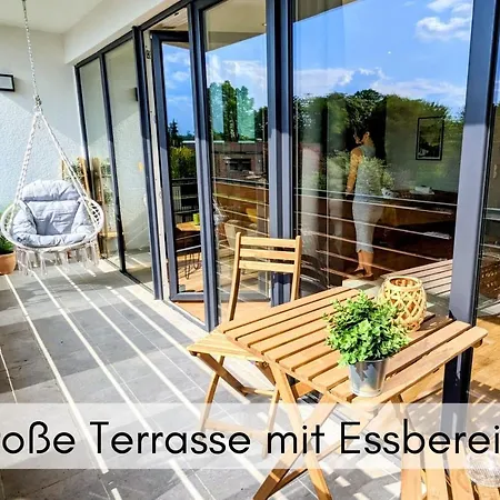 Uhlpartment - *